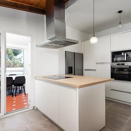 Casa Nela Holiday home