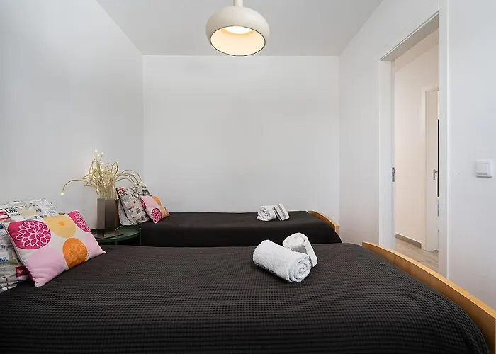 Casa Nela * Карвоейру